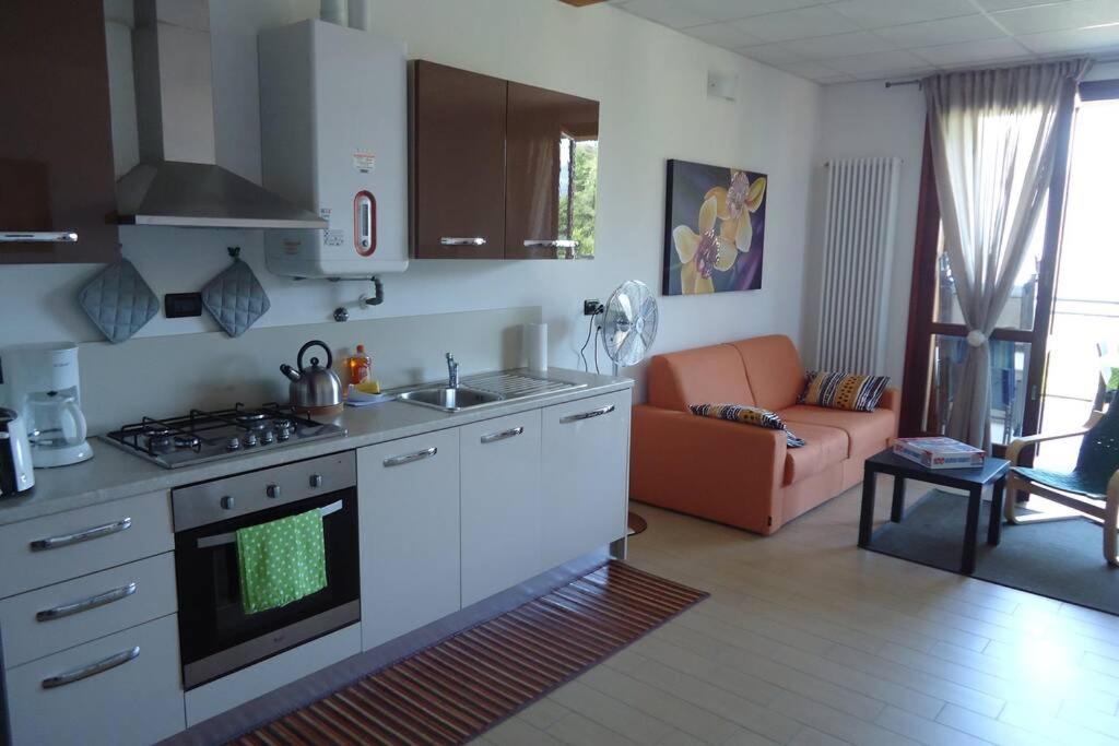 Piscina E Vistalago Crocemenaggio Cir 013145-00318 外观 照片