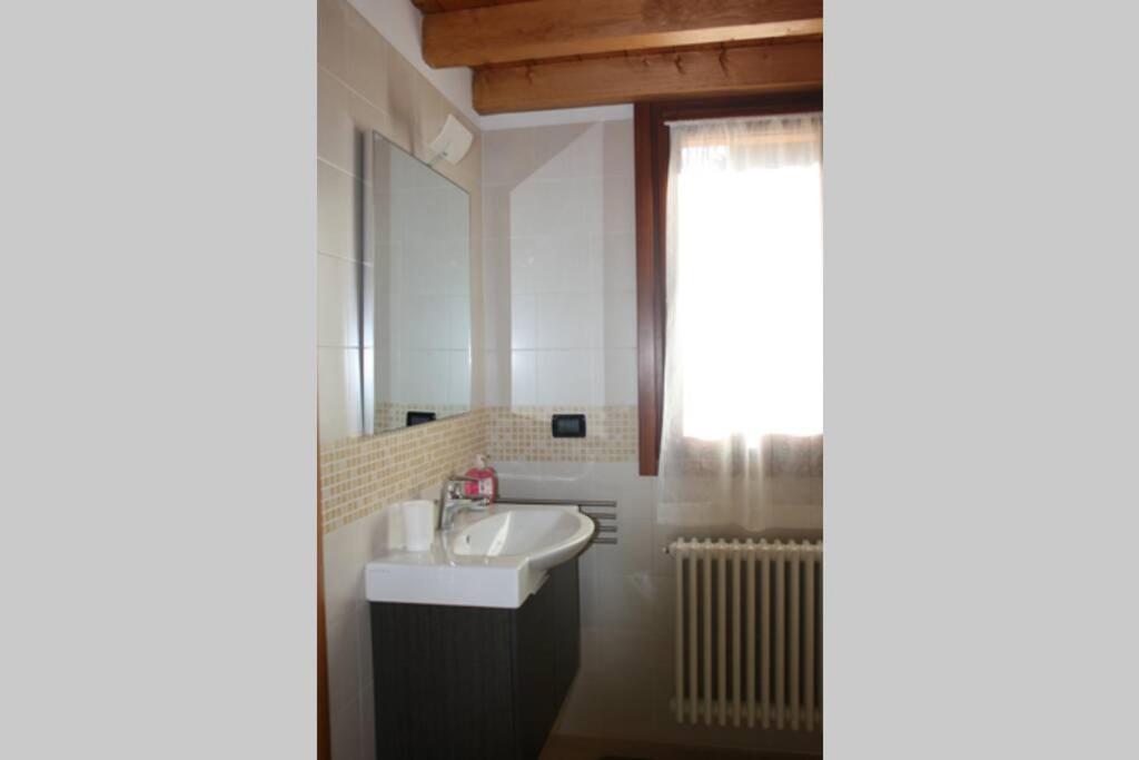 Piscina E Vistalago Crocemenaggio Cir 013145-00318 外观 照片