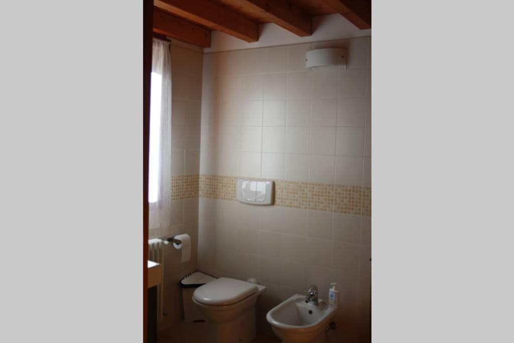 Piscina E Vistalago Crocemenaggio Cir 013145-00318 外观 照片
